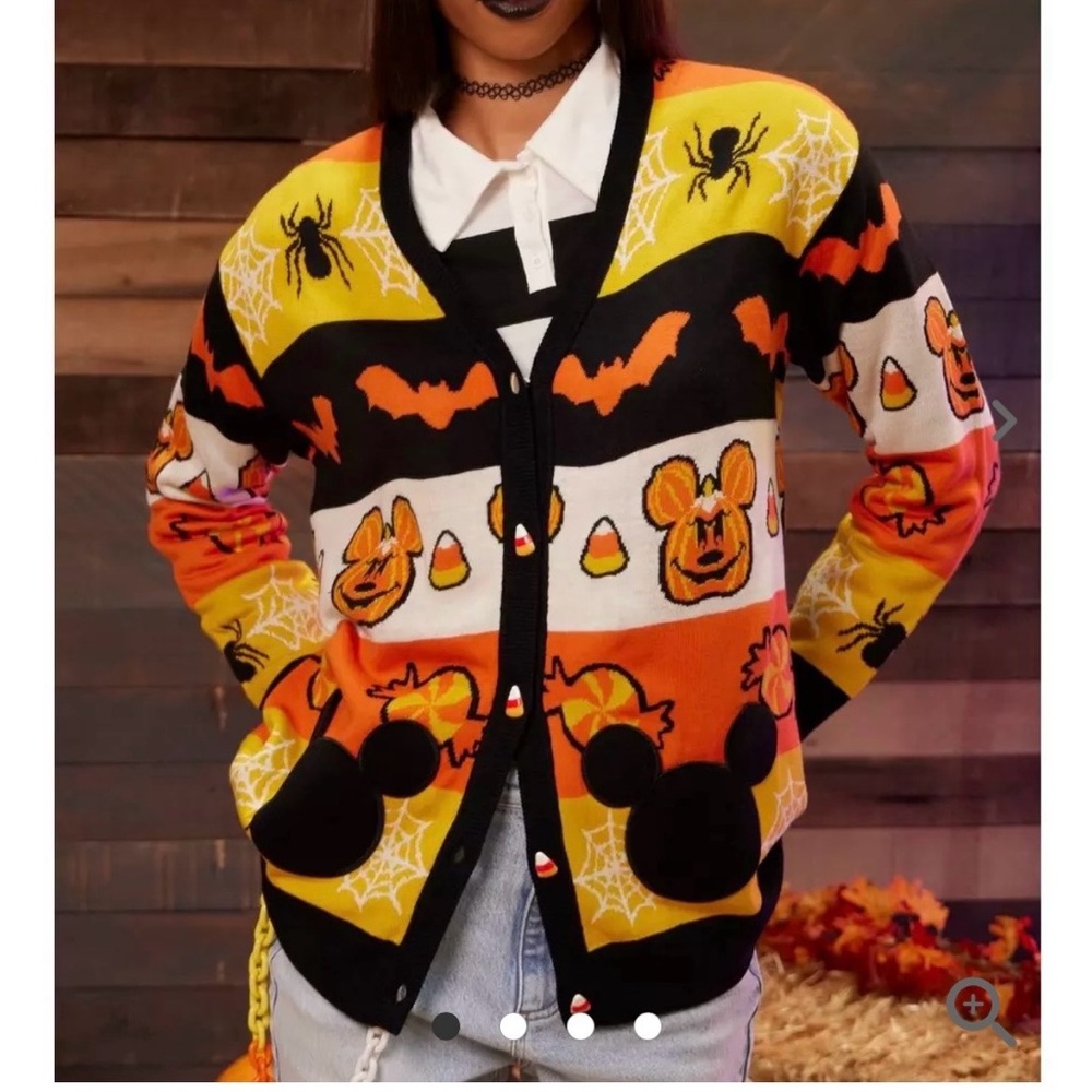 Her universe hot topic Halloween cardigan